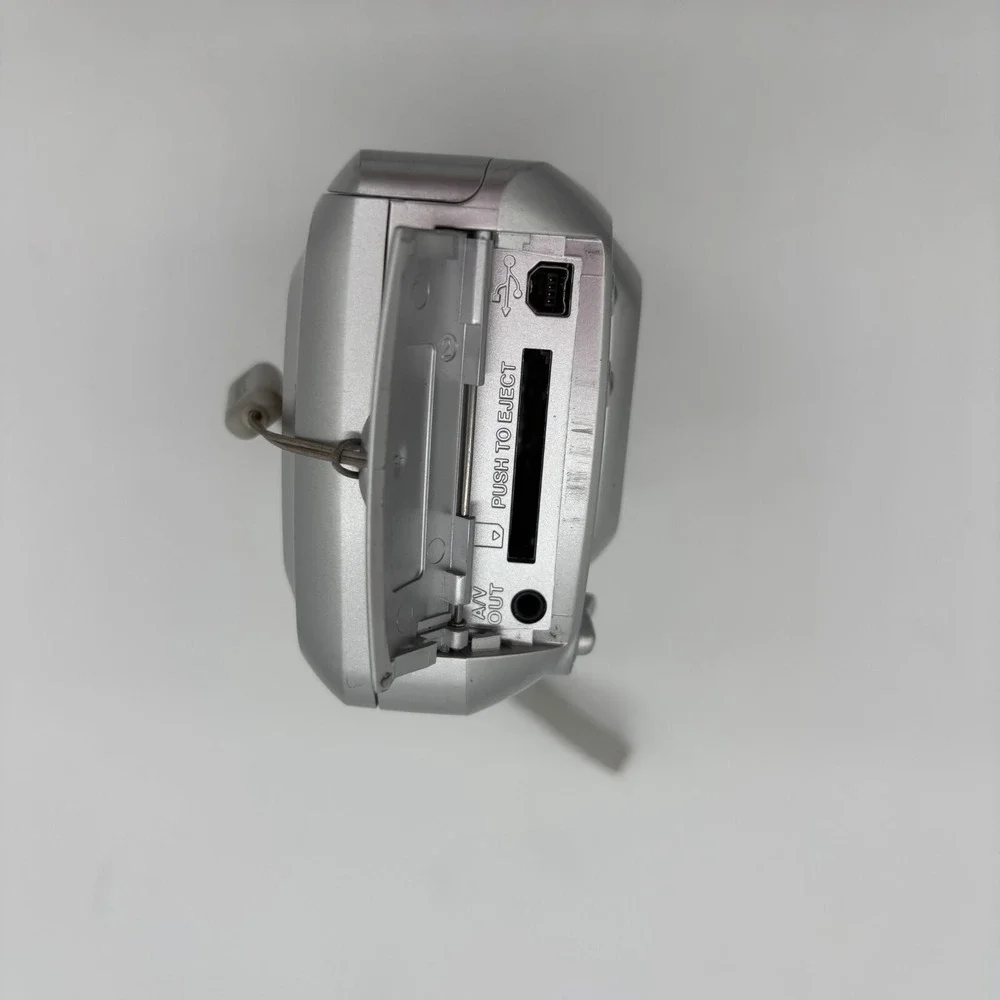 Kodak EasyShare CX6230 2.0MP Digital Megapixel Compact Silver Camera- Parts only